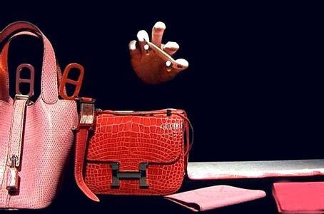 ���ݳ�Ʒ��Ů���ǽ����ڣ�˲���붮��