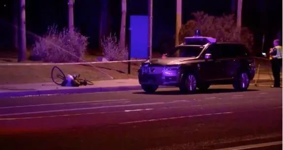 ���˼�ʻ������   �������˳�����